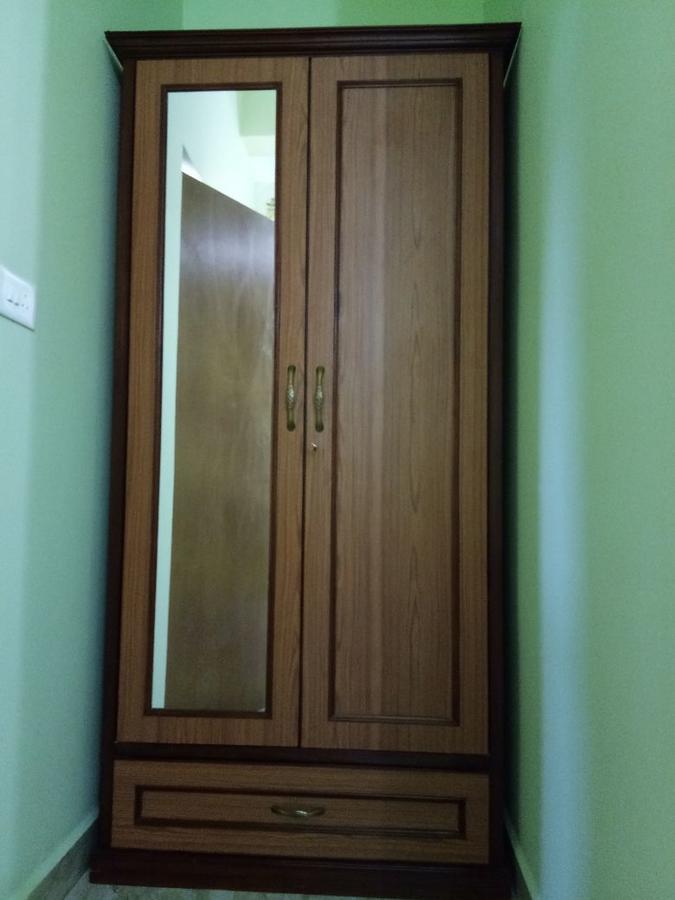 Shirley'S Guest House Маджорда Екстериор снимка