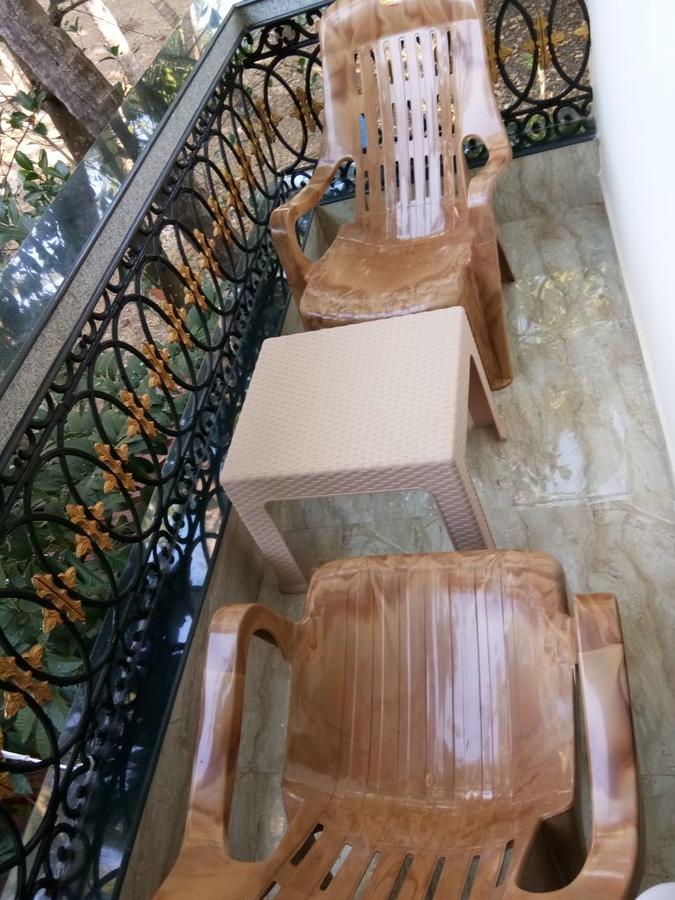 Shirley'S Guest House Маджорда Екстериор снимка
